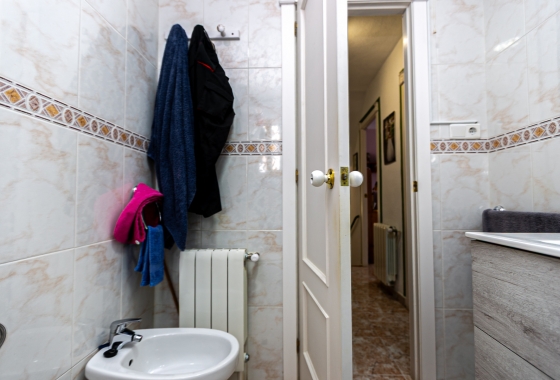 Resale - Villa - Los Altos
