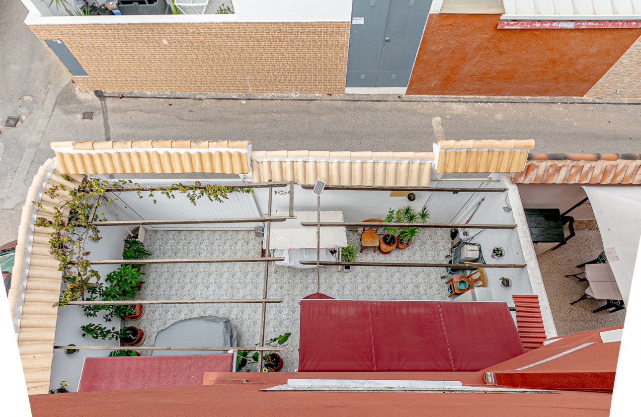 Resale - Villa - Los Altos
