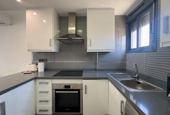 Resale - House - Orihuela Costa - La Zenia