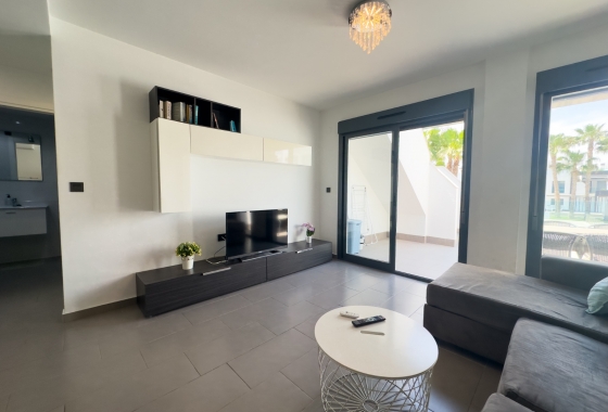 Resale - House - Orihuela Costa - La Zenia