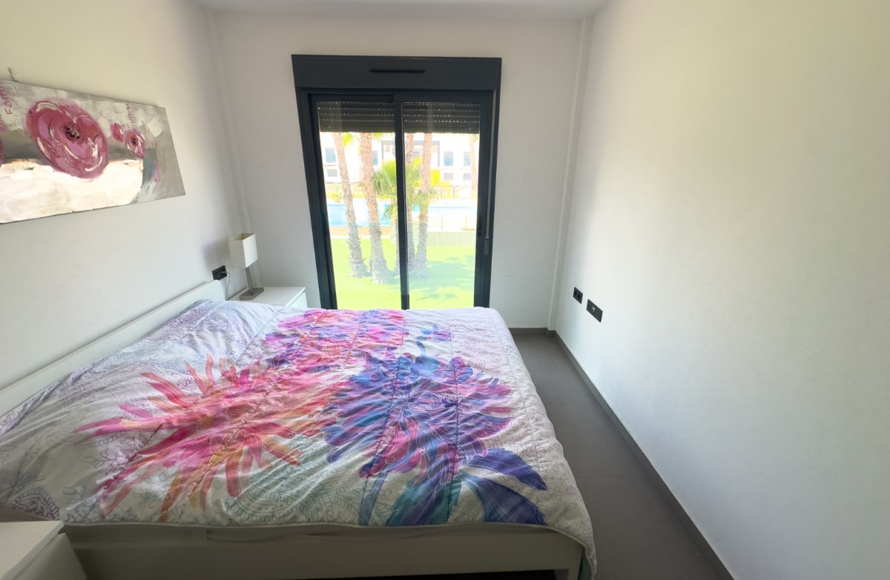 Resale - House - Orihuela Costa - La Zenia