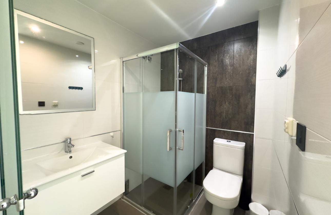 Resale - House - Orihuela Costa - La Zenia