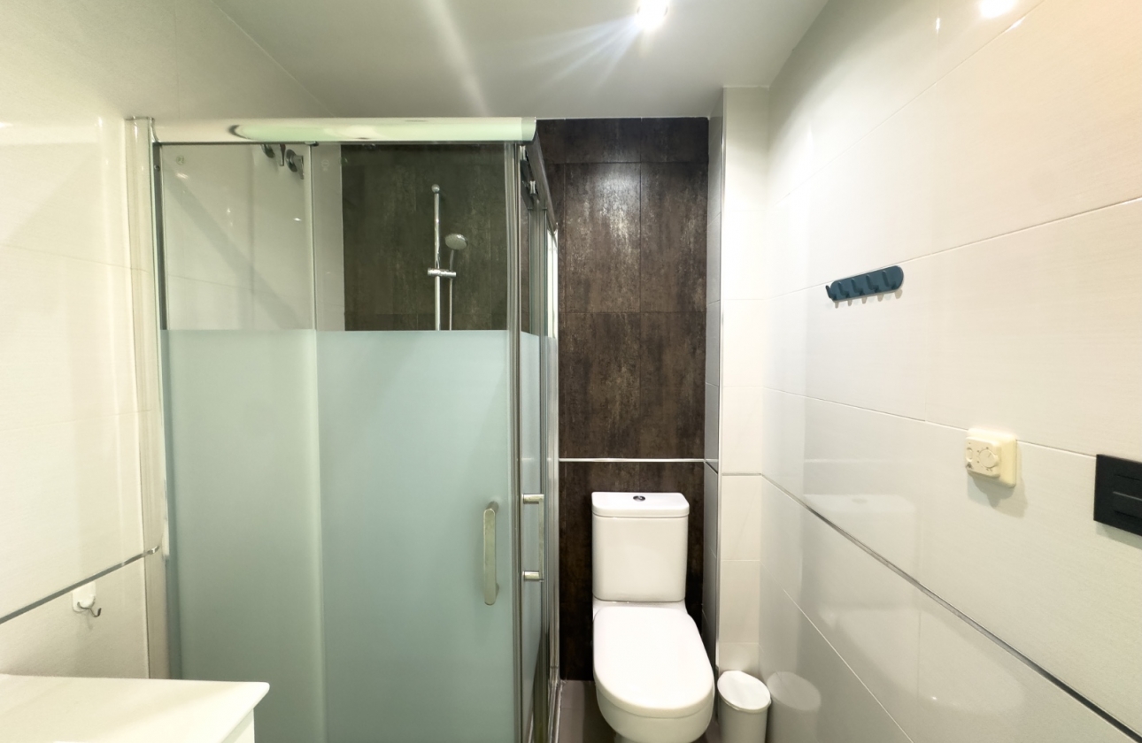 Resale - House - Orihuela Costa - La Zenia