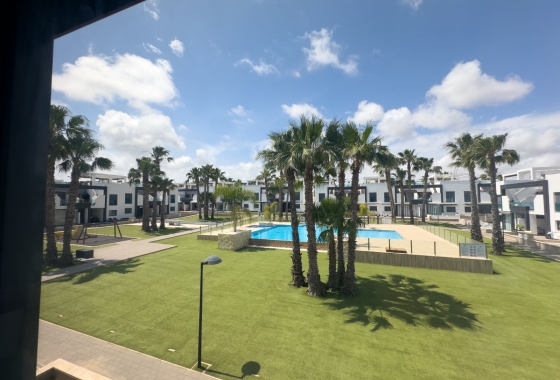 Resale - House - Orihuela Costa - La Zenia