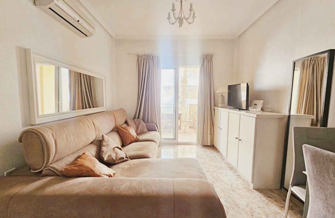 Wiederverkauf - Wohnung - Orihuela Costa - Aguamarina