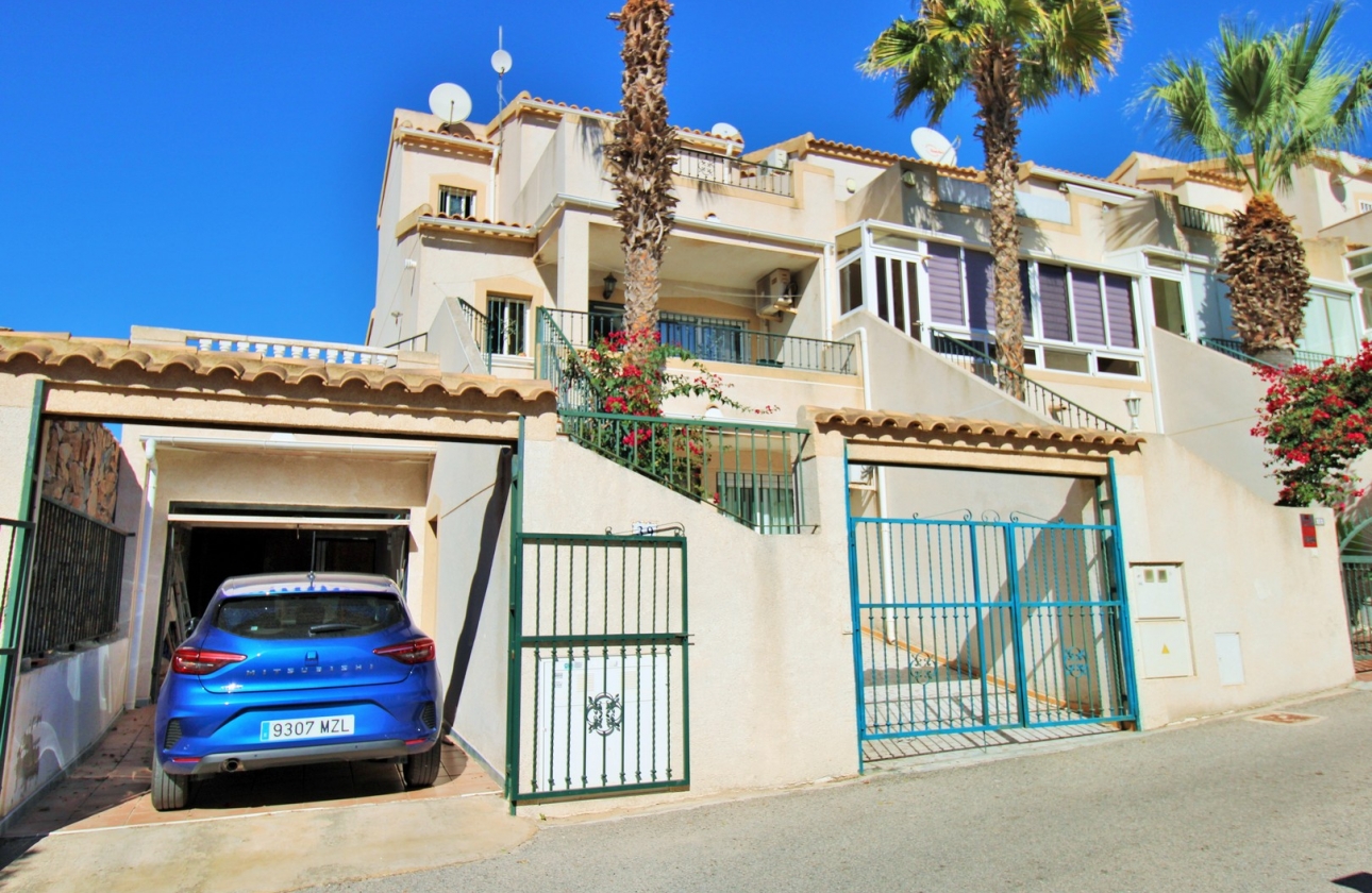 Resale - House - Villamartin