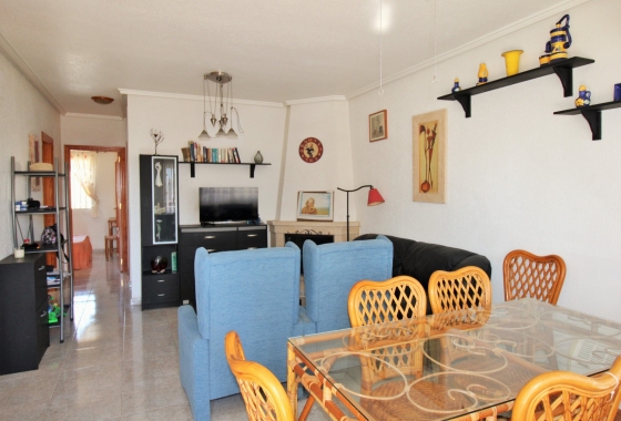 Resale - House - Villamartin