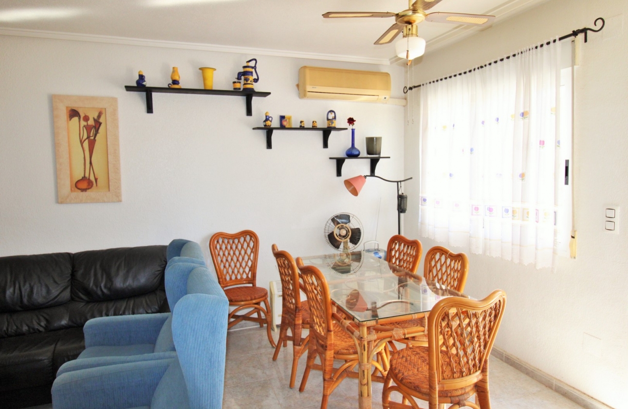 Resale - House - Villamartin