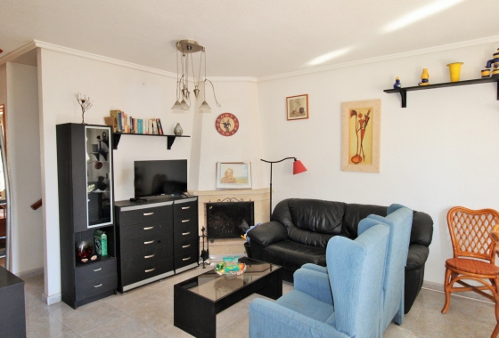 Resale - House - Villamartin