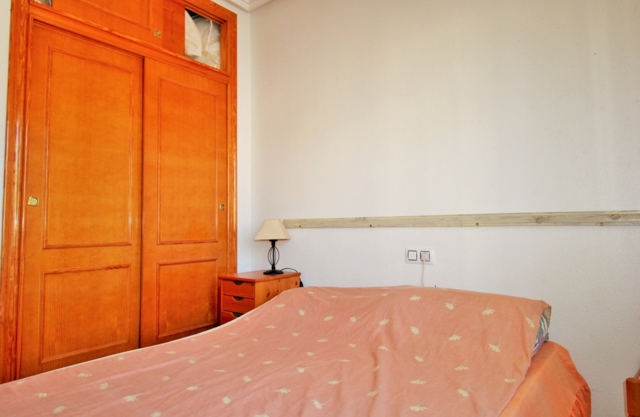 Resale - House - Villamartin