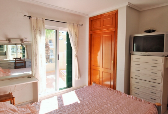 Resale - House - Villamartin