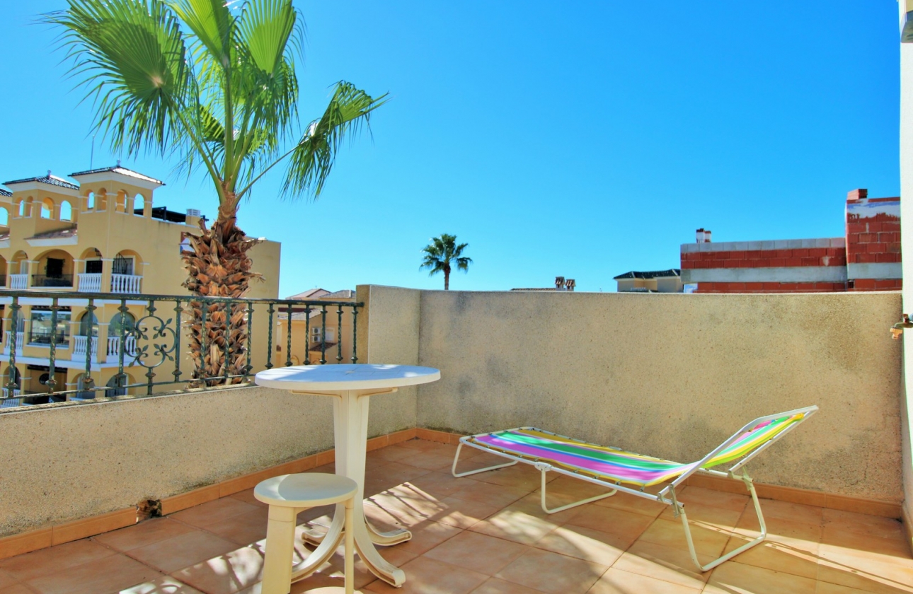 Resale - House - Villamartin