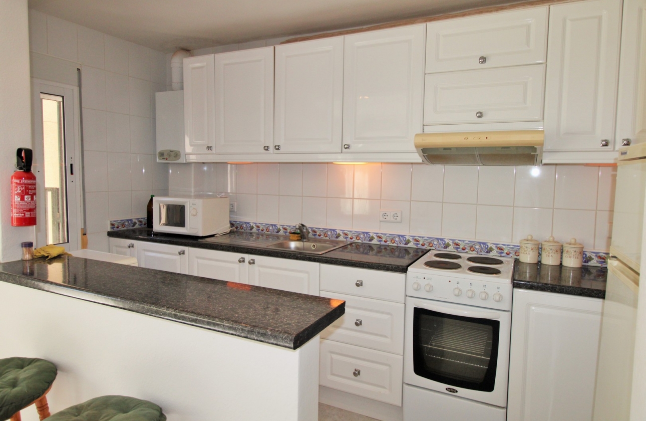 Resale - House - Villamartin
