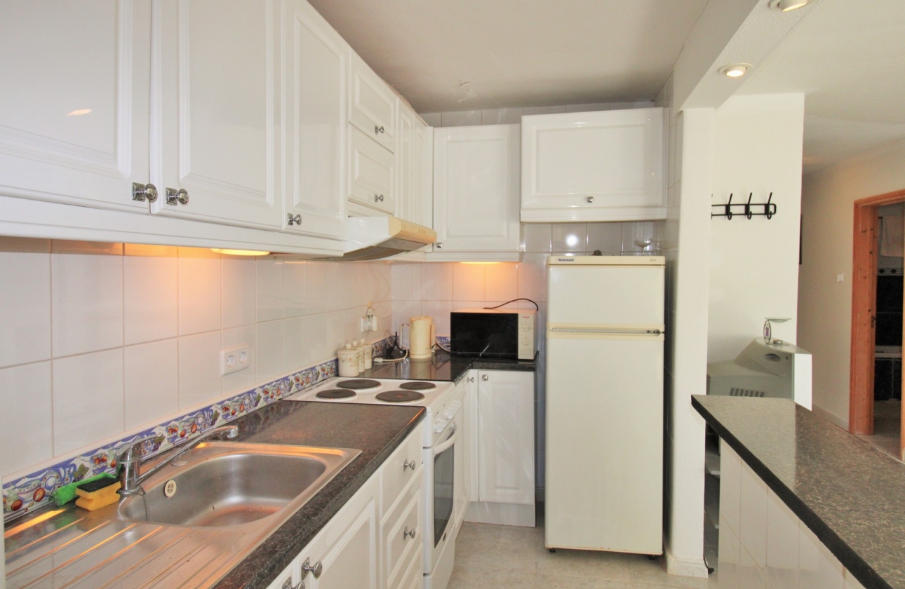 Resale - House - Villamartin