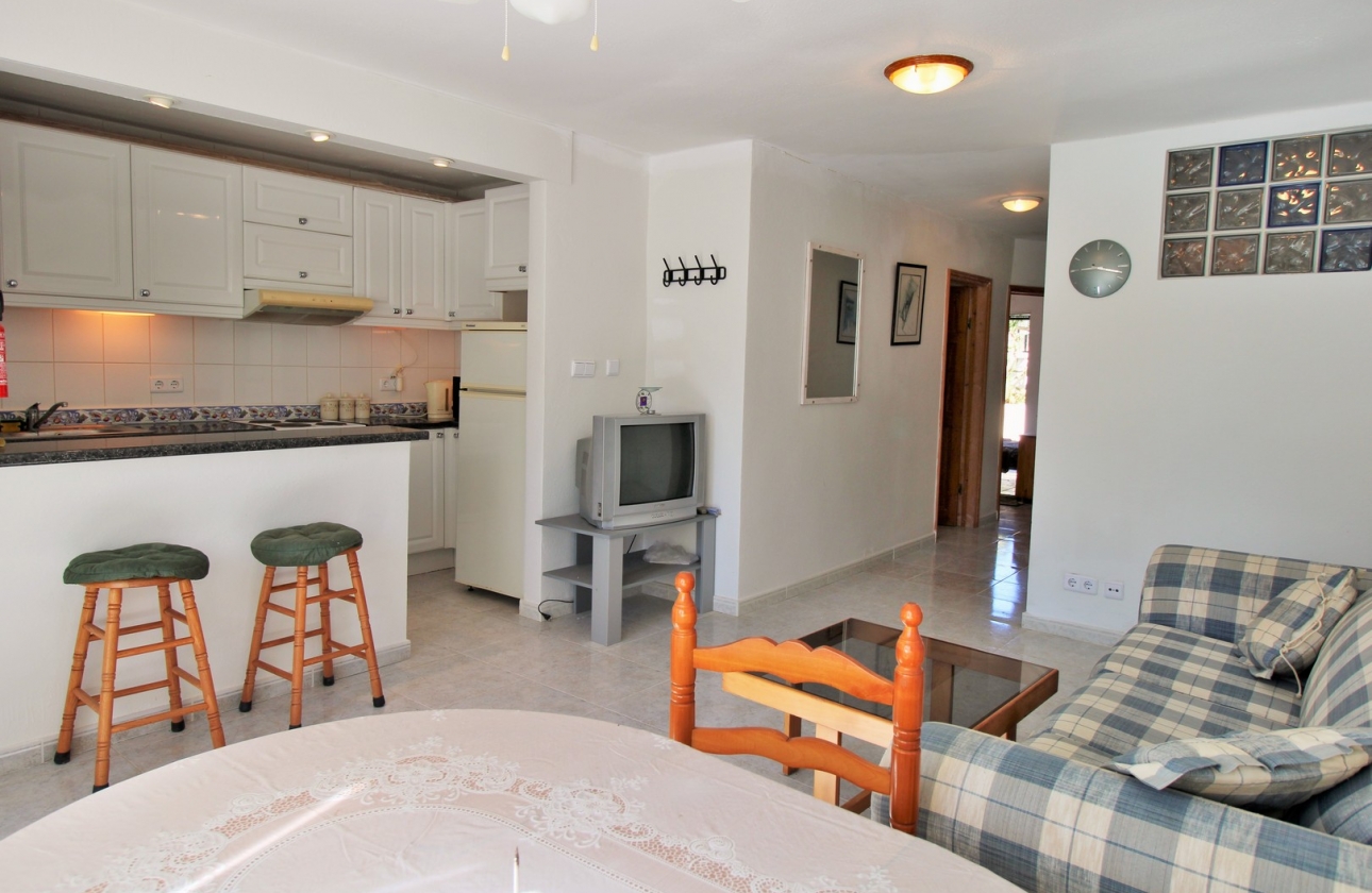 Resale - House - Villamartin