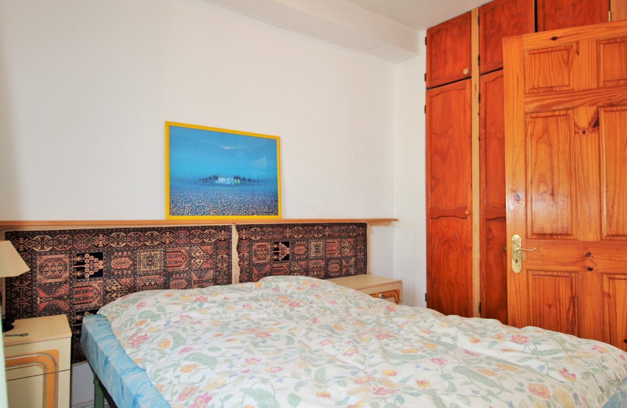 Resale - House - Villamartin