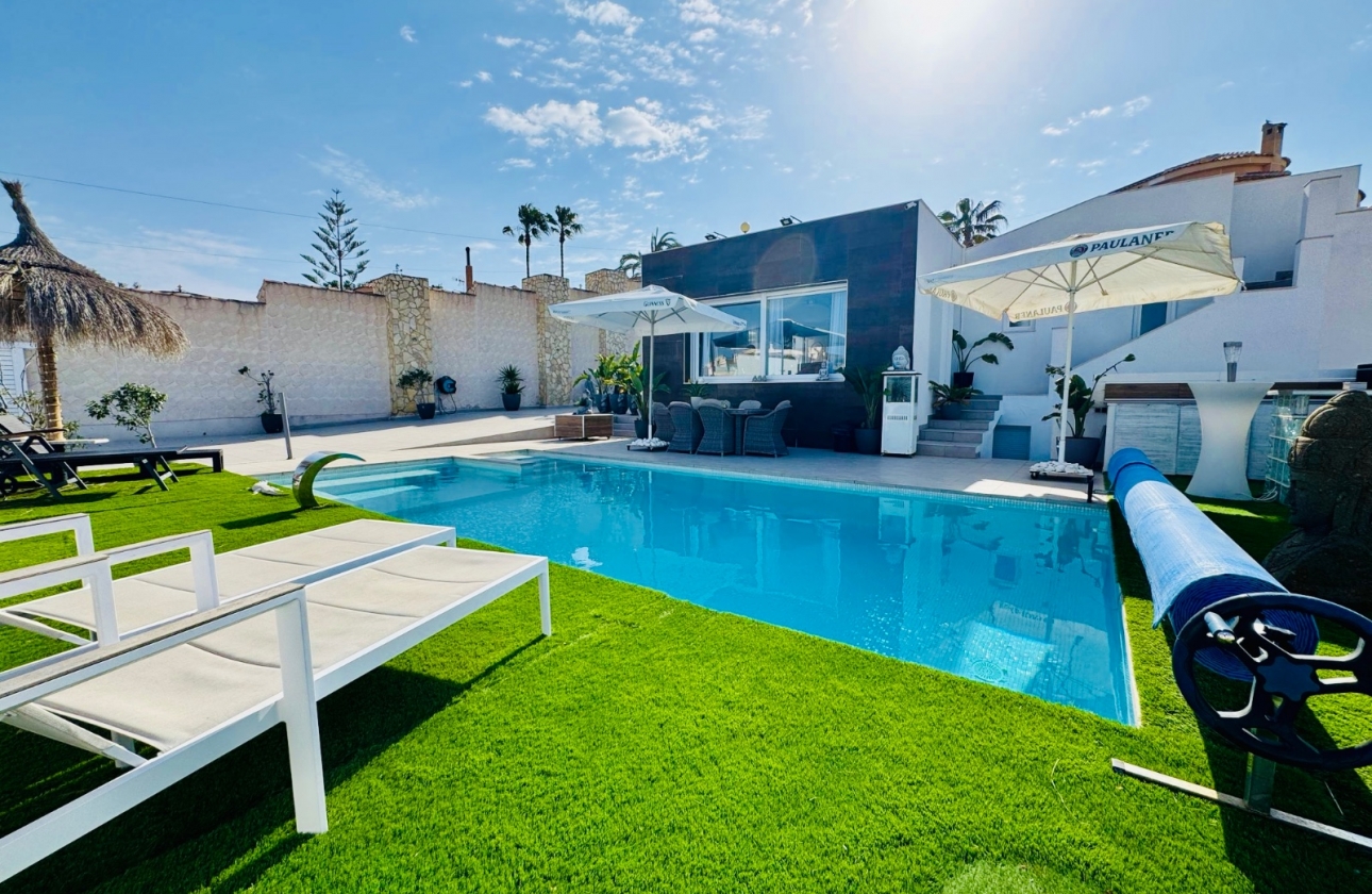 Resale - Villa - Ciudad Quesada - La Marquesa Golf
