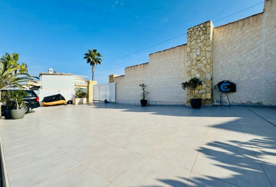 Resale - Villa - Ciudad Quesada - La Marquesa Golf