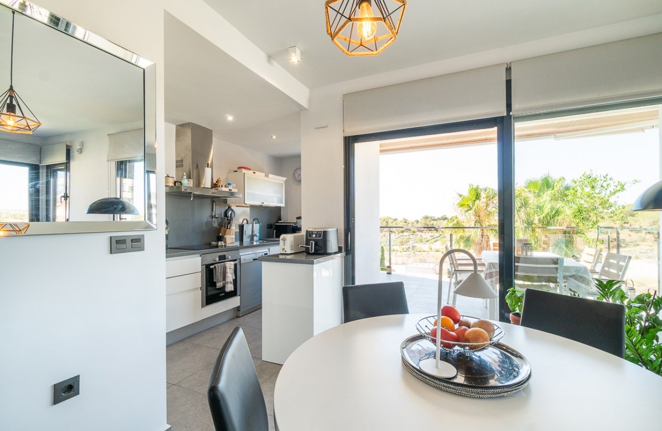 Resale - Apartment / flat - Villamartin - La fuente