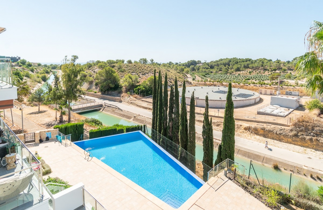 Resale - Apartment / flat - Villamartin - La fuente