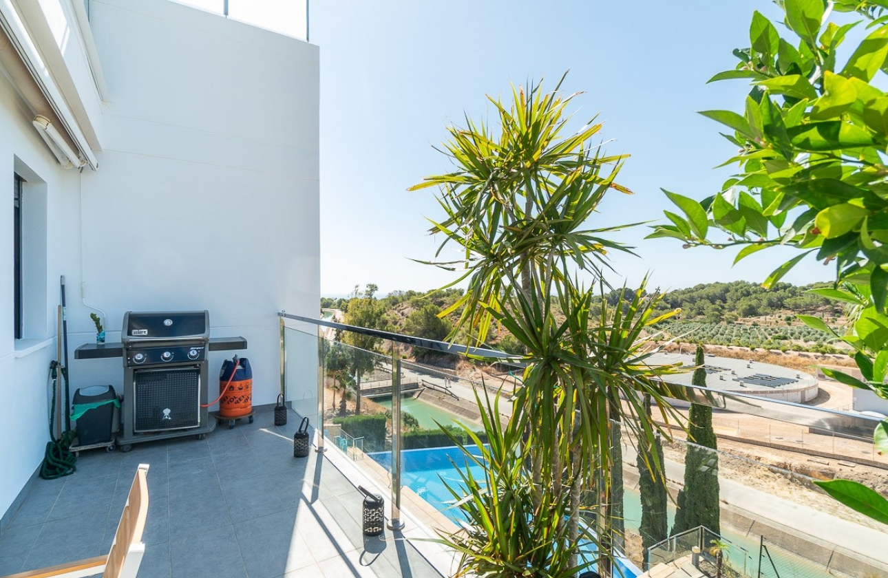 Resale - Apartment / flat - Villamartin - La fuente