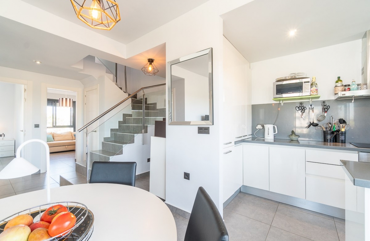 Resale - Apartment / flat - Villamartin - La fuente