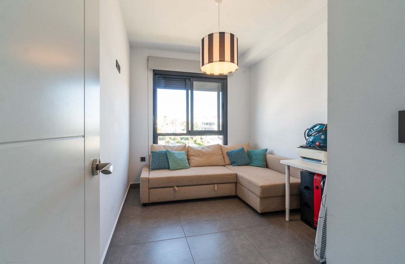Resale - Apartment / flat - Villamartin - La fuente