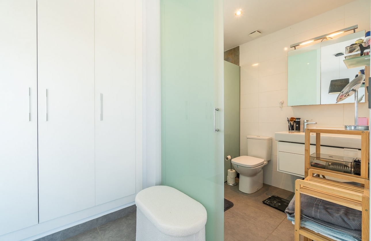 Resale - Apartment / flat - Villamartin - La fuente