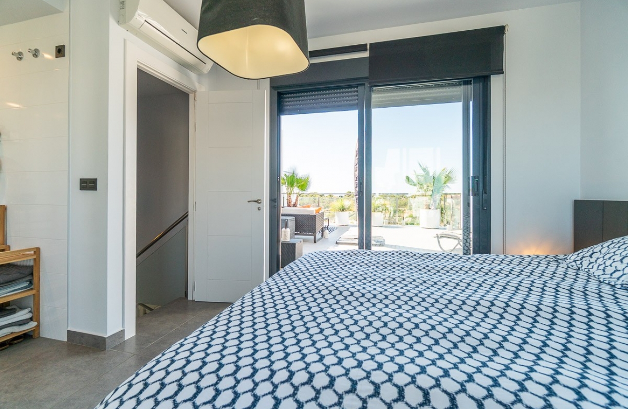 Resale - Apartment / flat - Villamartin - La fuente