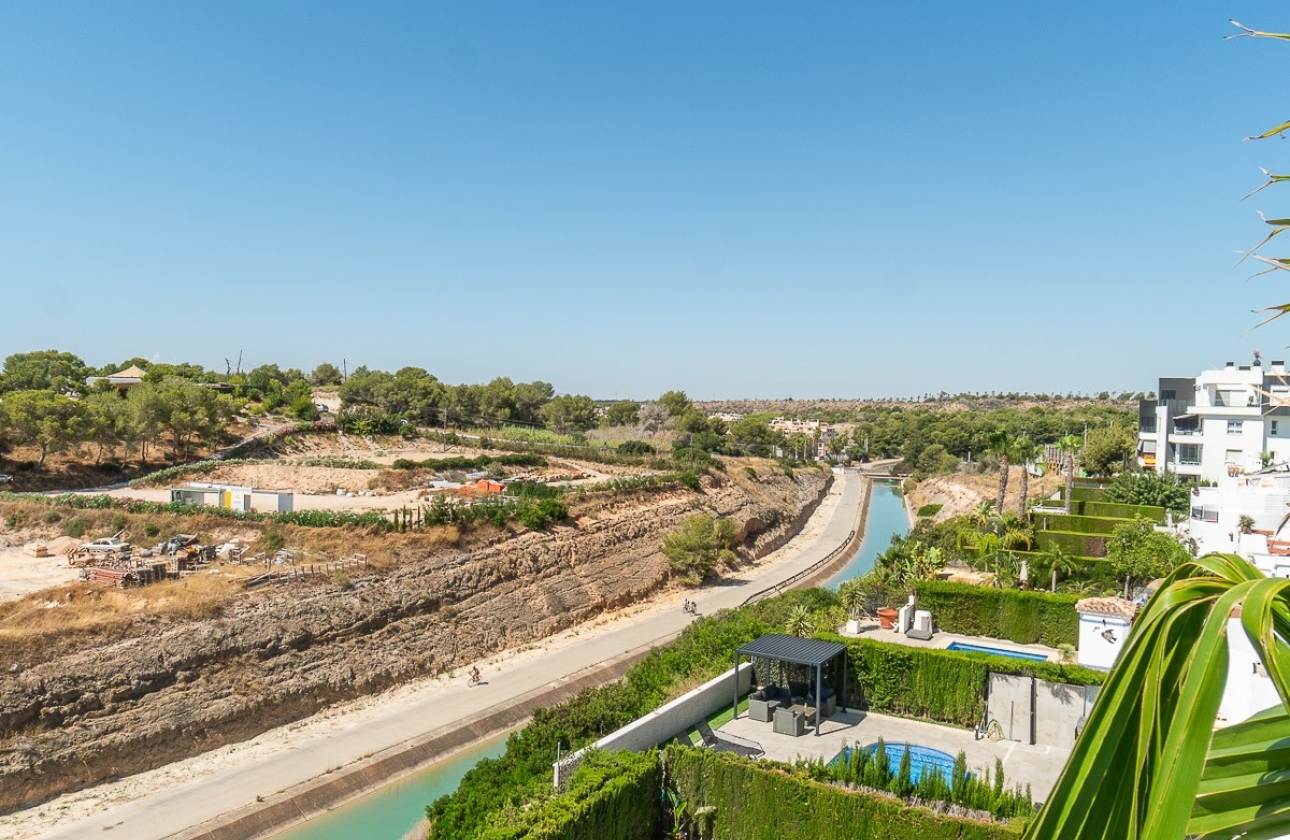 Resale - Apartment / flat - Villamartin - La fuente