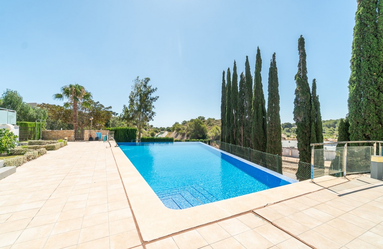 Resale - Apartment / flat - Villamartin - La fuente