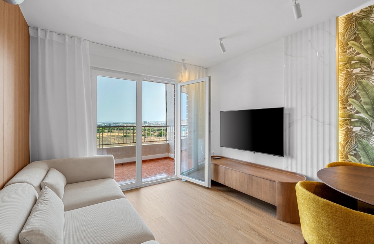 Resale - Apartment / flat - Orihuela Costa - Punta Prima