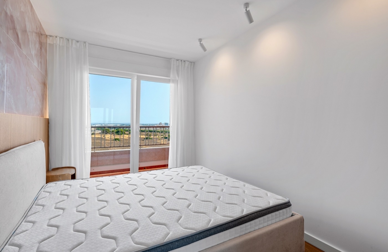 Resale - Apartment / flat - Orihuela Costa - Punta Prima