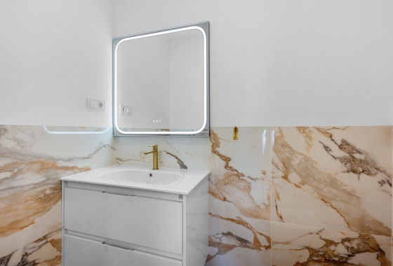 Resale - Apartment / flat - Orihuela Costa - Punta Prima