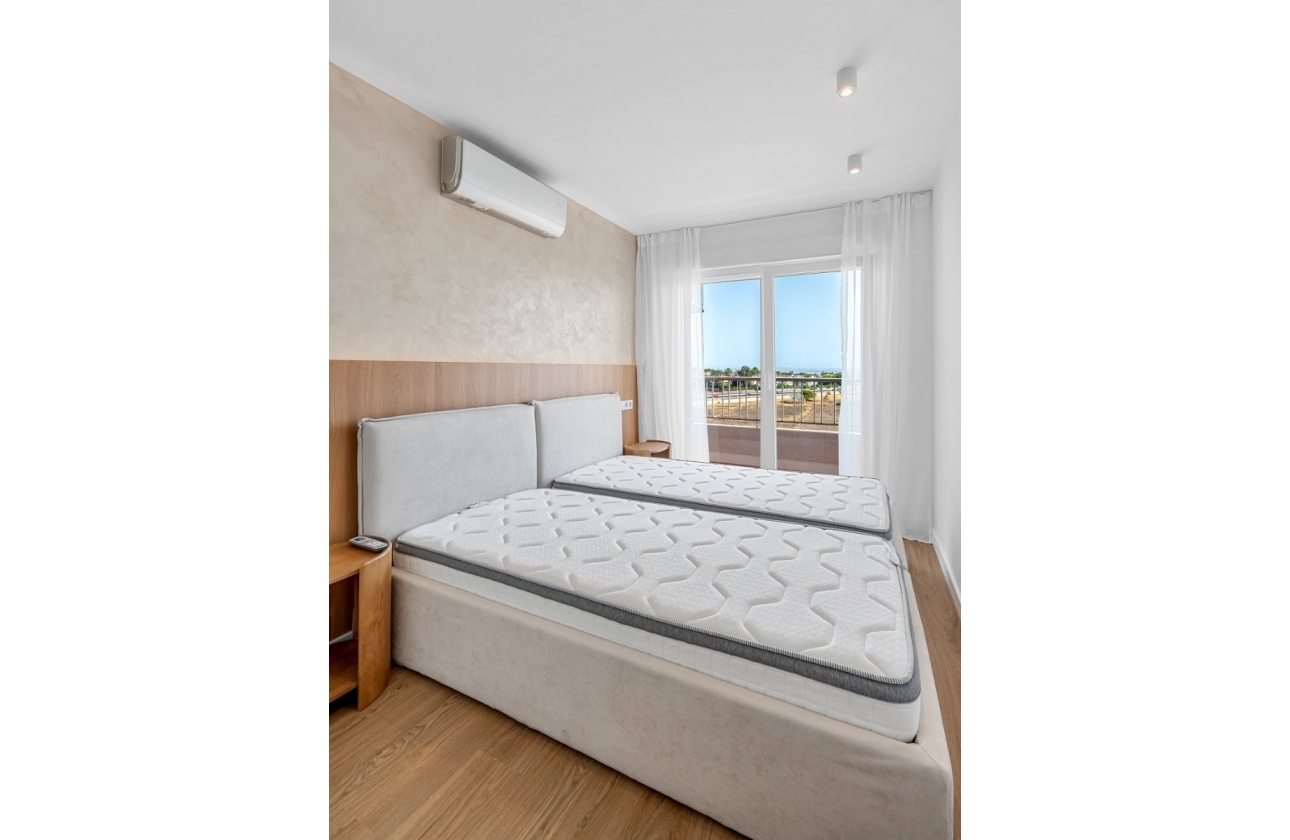 Resale - Apartment / flat - Orihuela Costa - Punta Prima