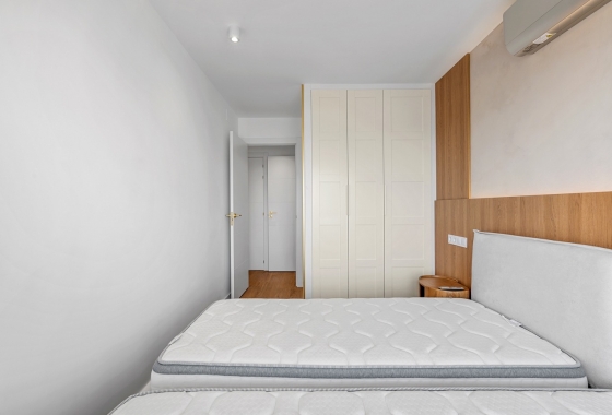 Resale - Apartment / flat - Orihuela Costa - Punta Prima