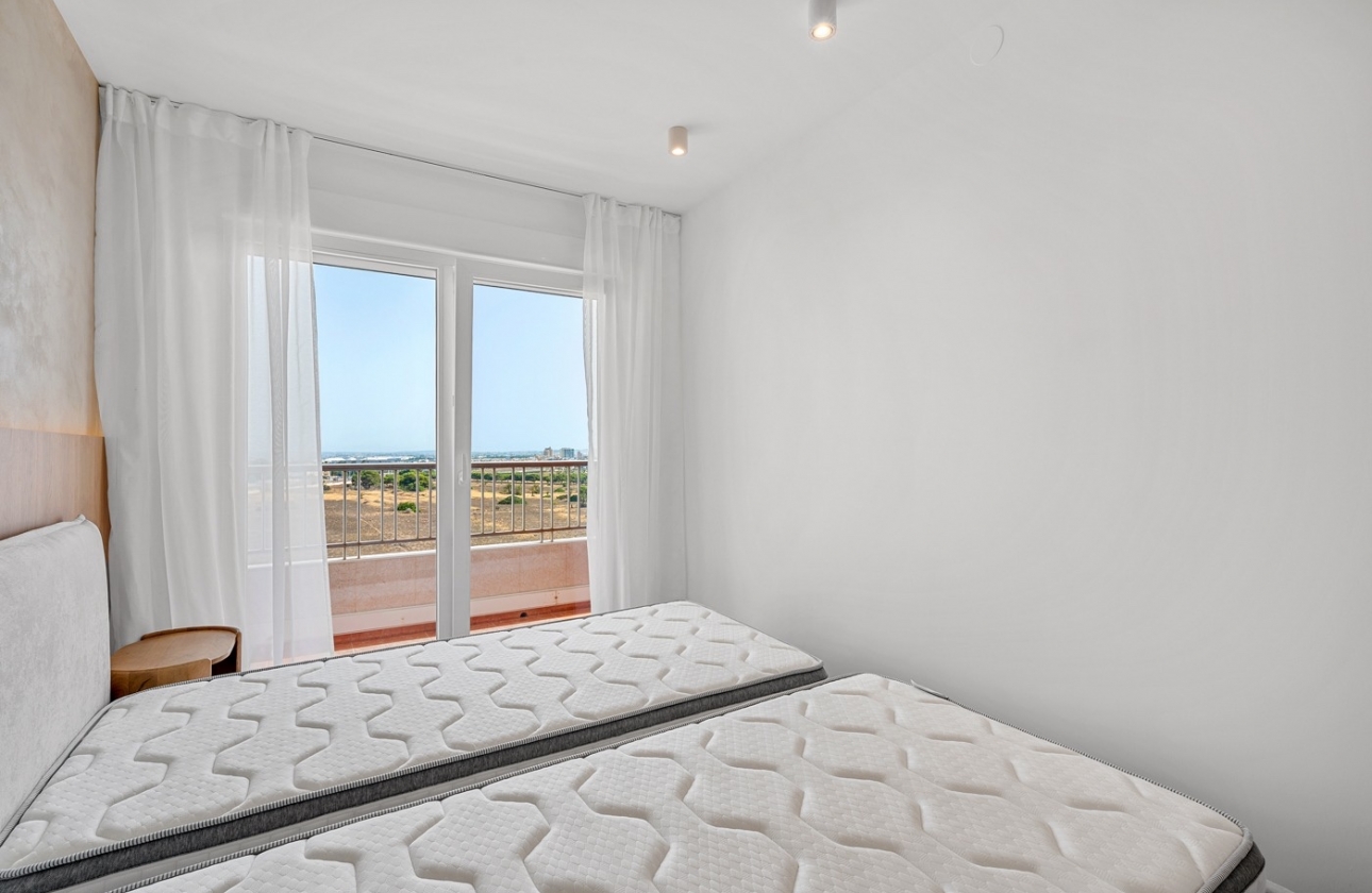 Resale - Apartment / flat - Orihuela Costa - Punta Prima