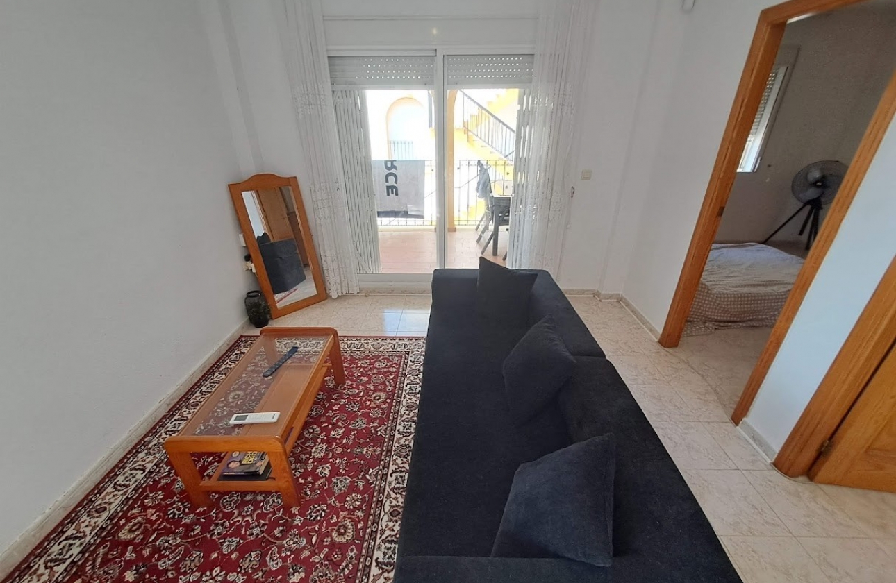 Resale - Apartment / flat - La Mata