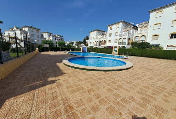 Resale - Apartment / flat - La Mata