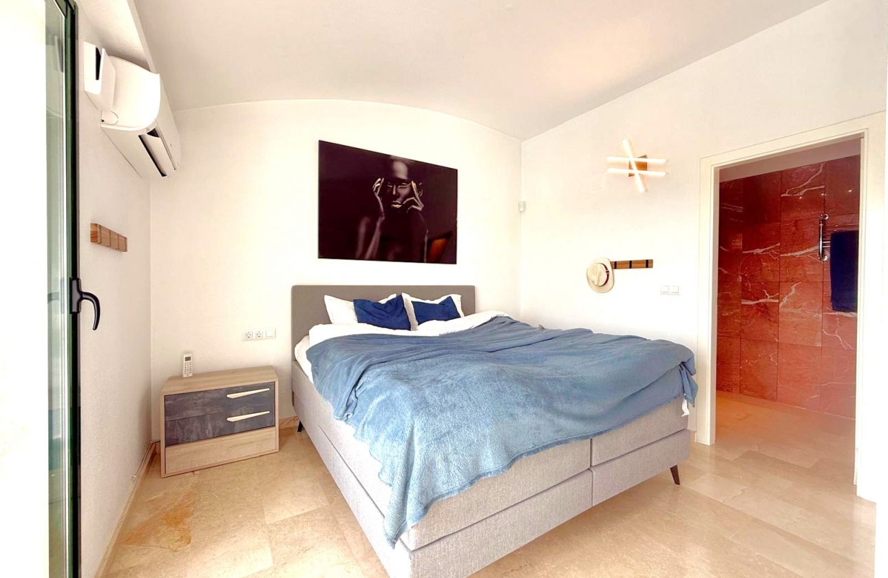 Resale - Apartment / flat - Orihuela Costa - Las Ramblas