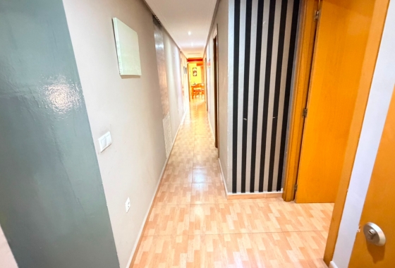 Resale - Apartment / flat - Los Montesinos