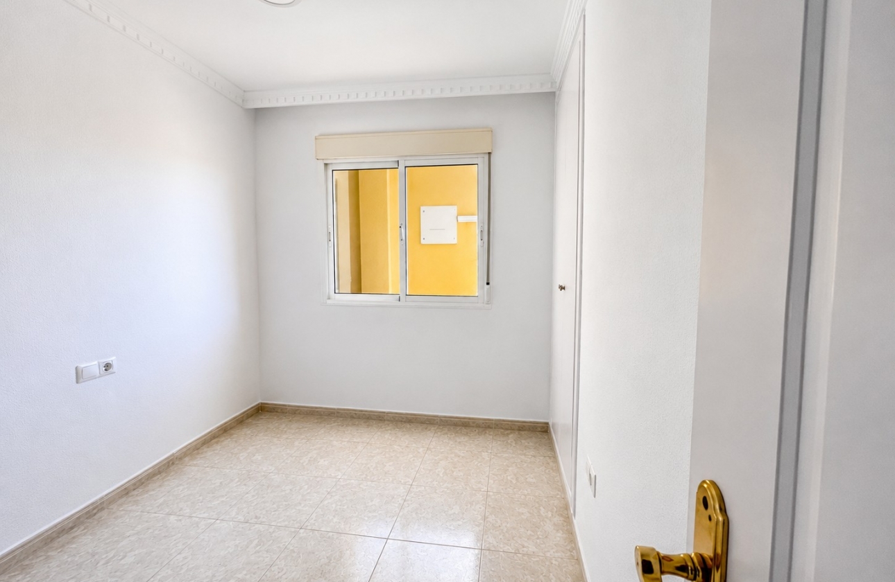 Resale - Apartment / flat - Algorfa - Pueblo