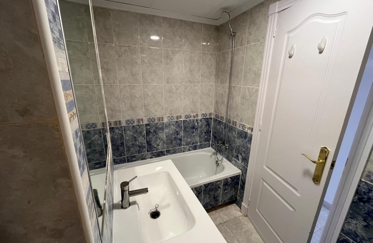 Resale - Apartment / flat - Algorfa - Pueblo