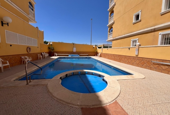 Resale - Apartment / flat - Algorfa - Pueblo