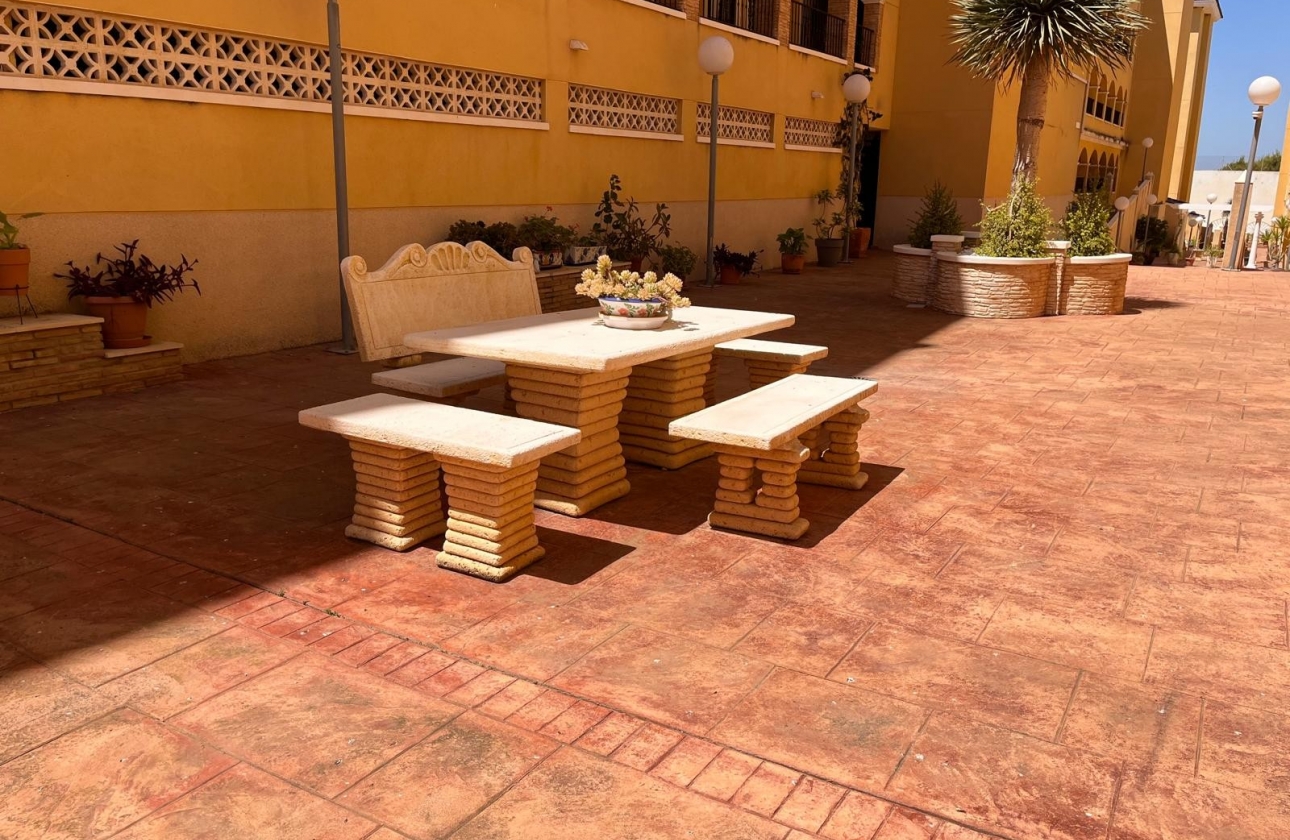 Resale - Apartment / flat - Algorfa - Pueblo