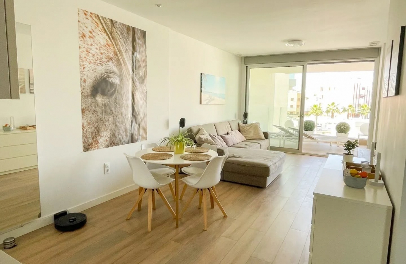 Herverkoop - Appartement / flat - Orihuela Costa