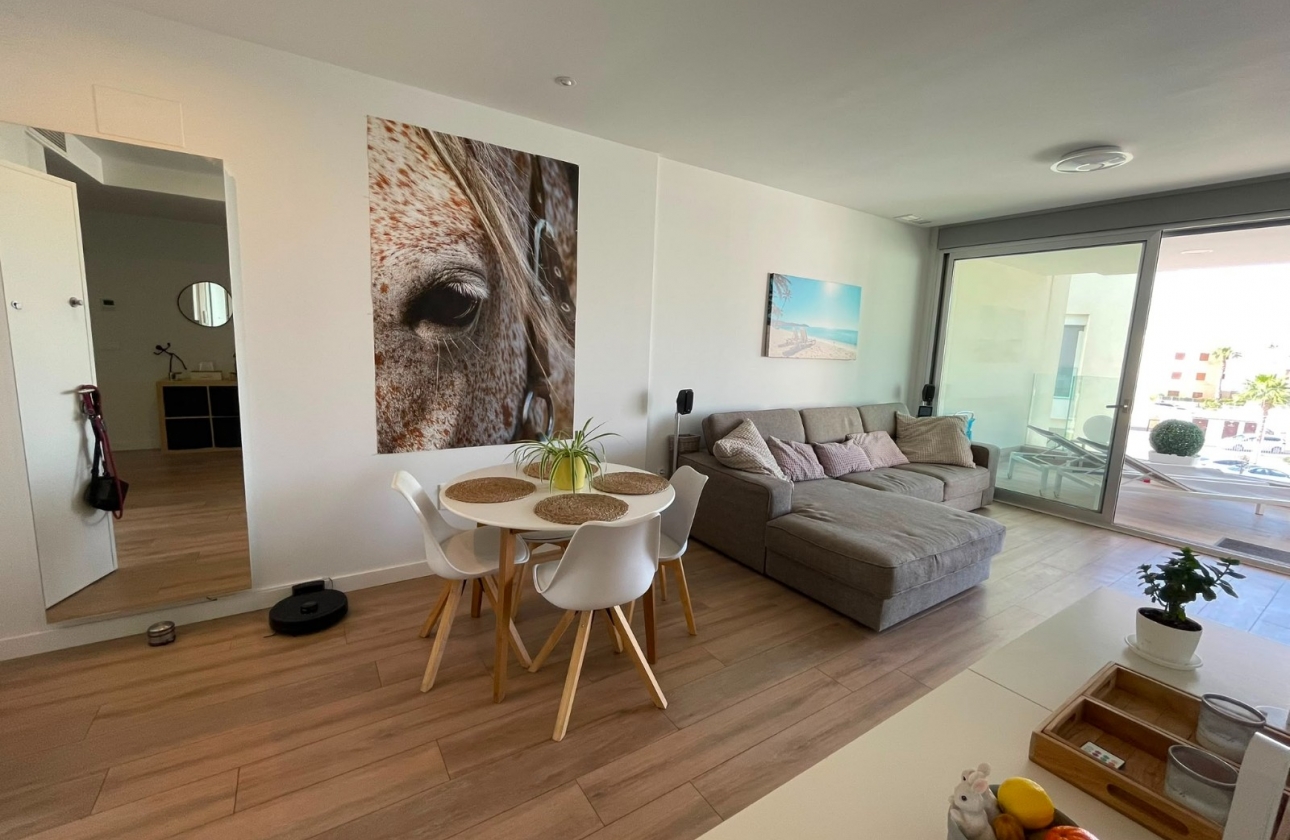 Herverkoop - Appartement / flat - Orihuela Costa