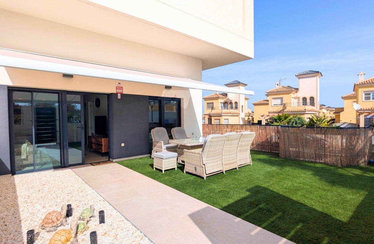 Resale - Apartment / flat - Lo Crispin