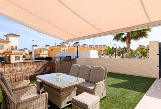 Resale - Apartment / flat - Lo Crispin