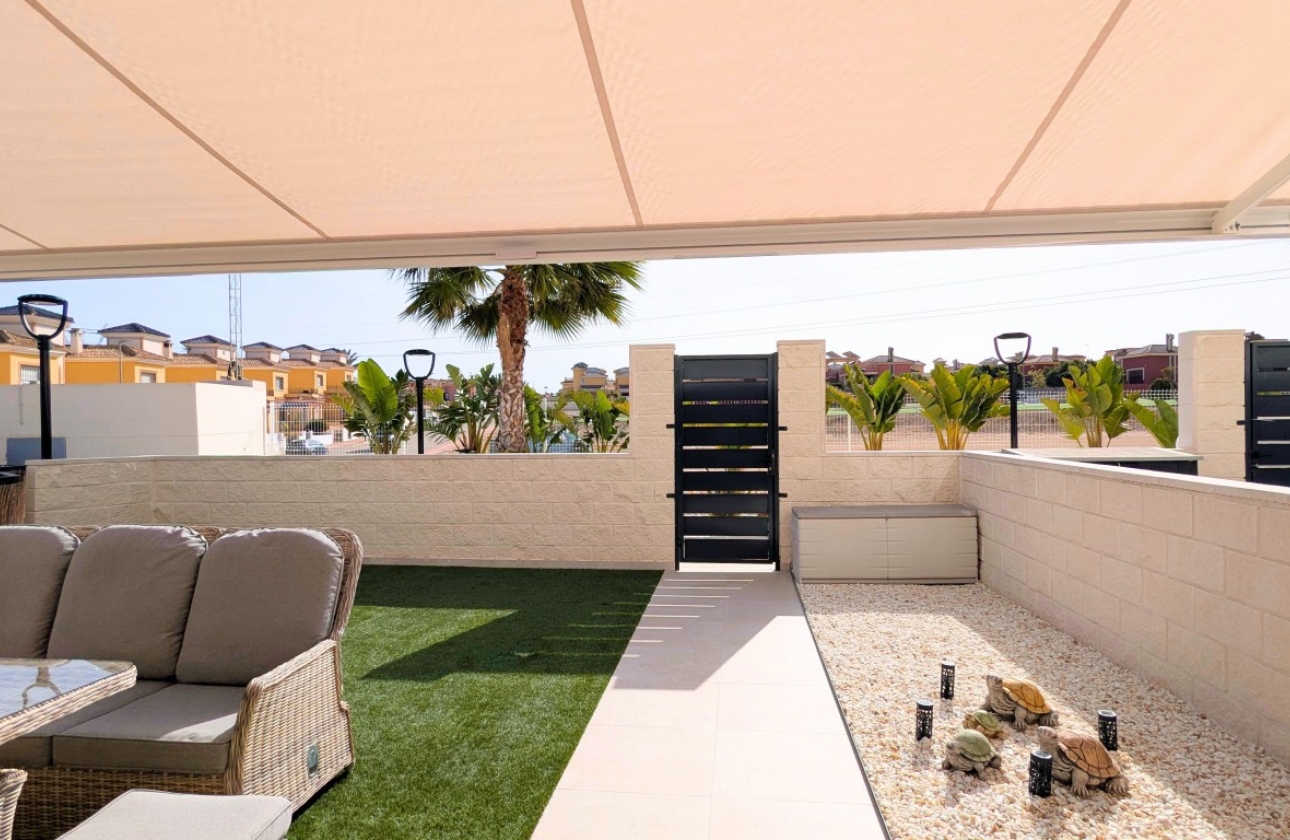 Resale - Apartment / flat - Lo Crispin